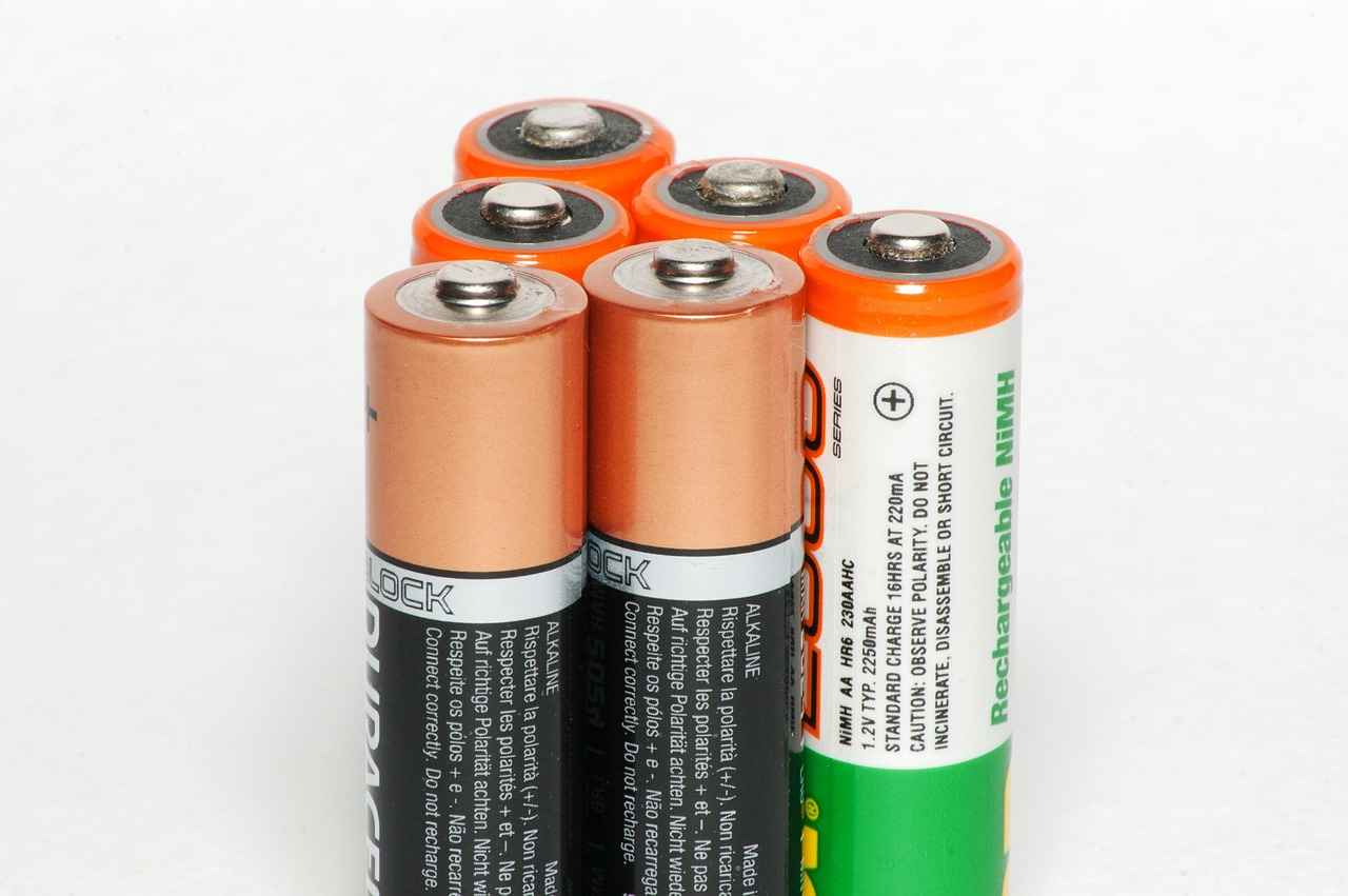 How to Properly Charge Your Vape Batteries