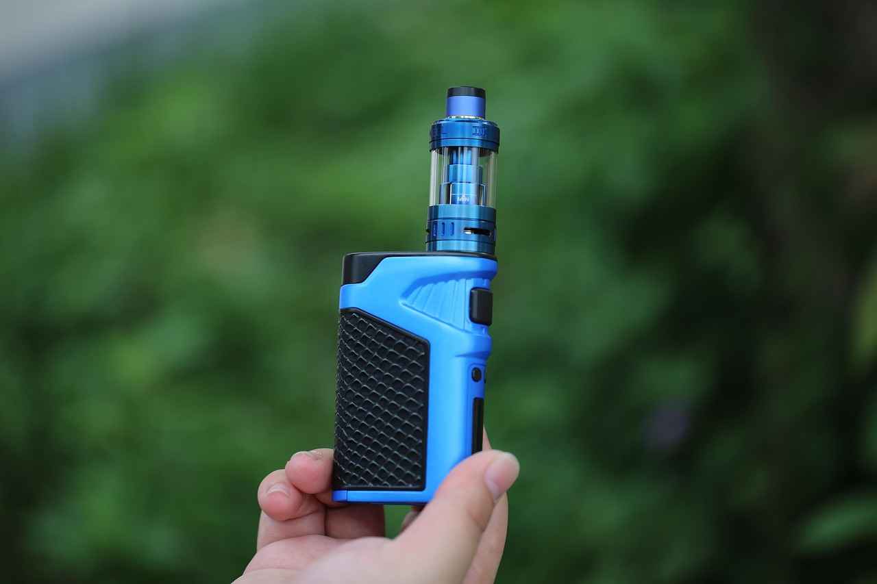 What Are the Benefits of Switching to Vaping?