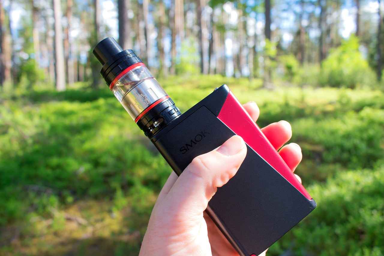 Are There Health Concerns Related to Vaping in Dating?