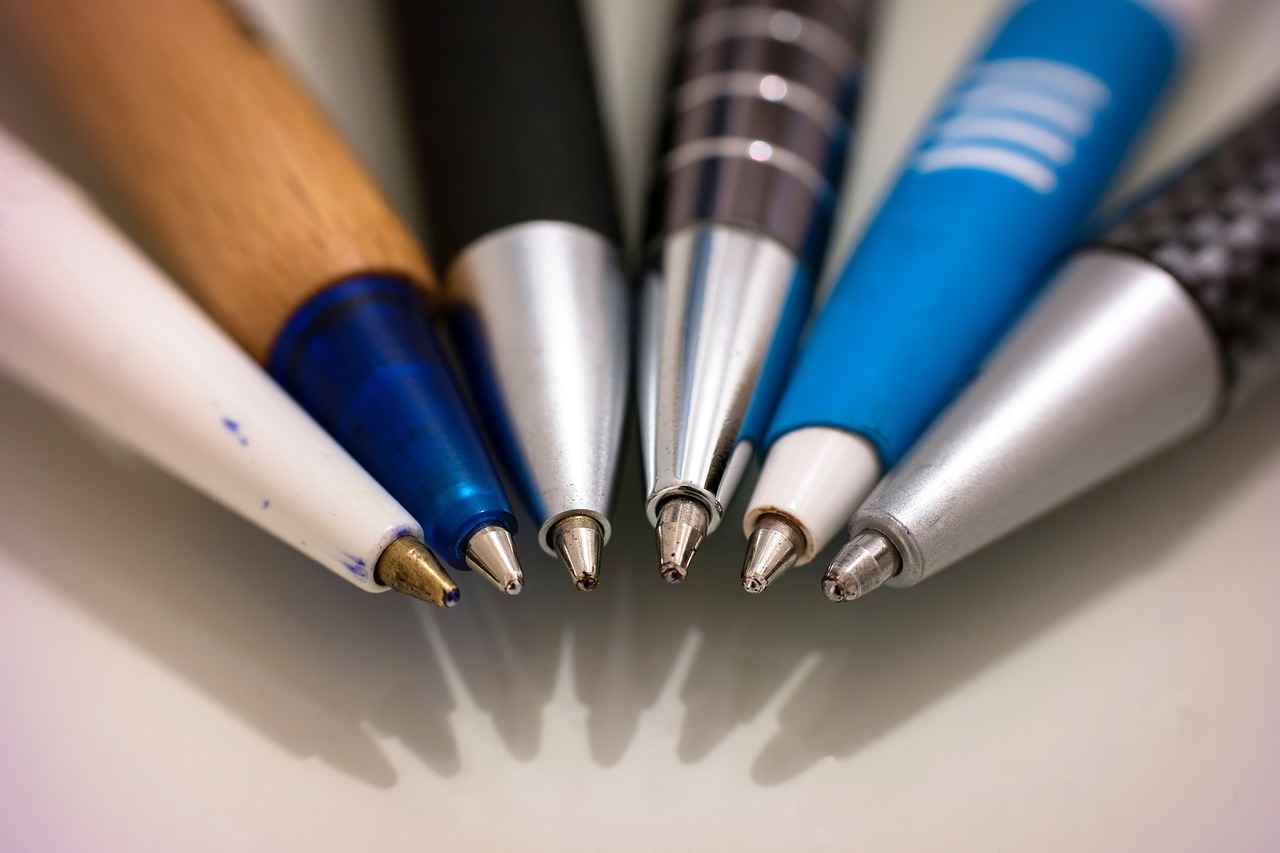 Vape Pens vs. Pod Systems: Which One is Right for You?