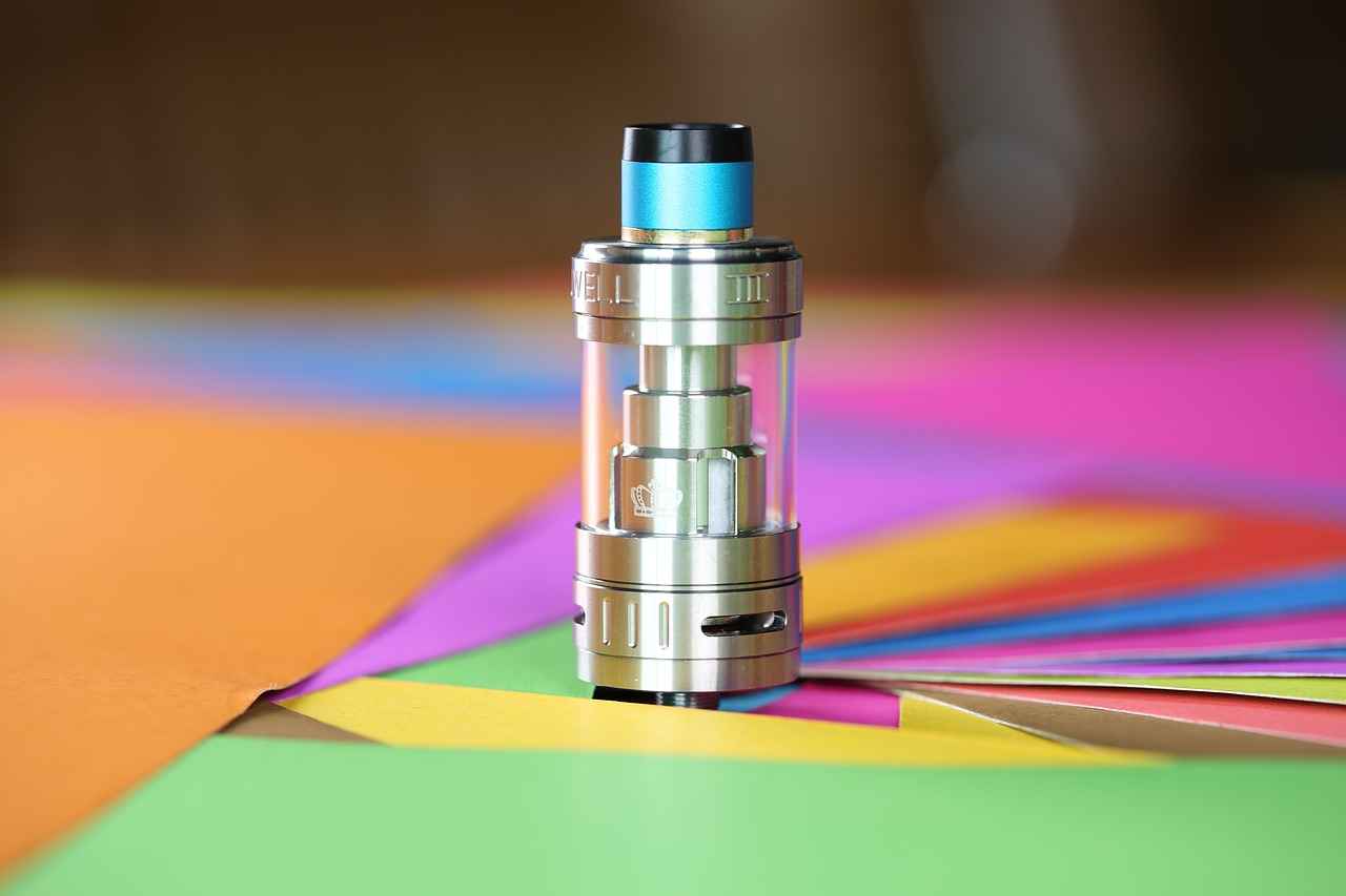 Why Are More People Switching to Disposable Vapes?